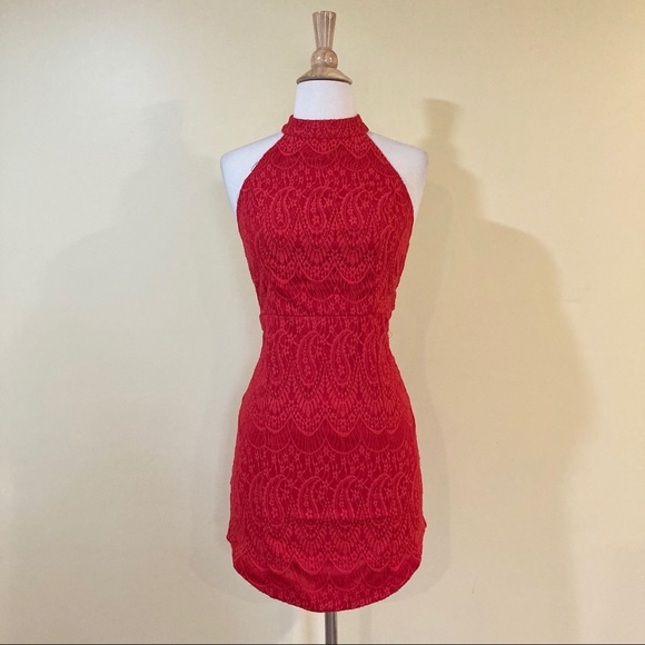 Crimson Backless Paisley Floral Lace Halter Dress - Picture 6 of 8